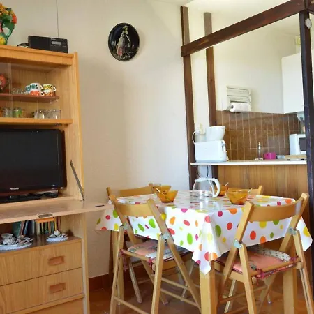 Appt Cosy 4 Pers A 100m De La Avec Parking Privatif - Fr-1-249-53 Apartment *